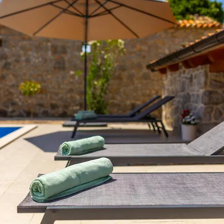 ヴィラ Depicolo *